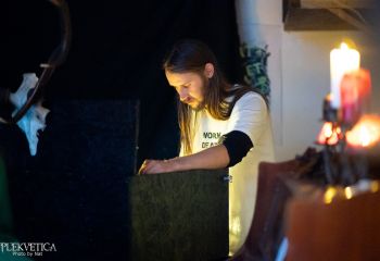 Ys Jensyts / Howl - Photo by Natalie