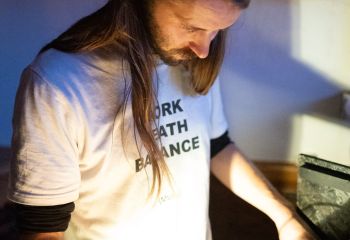 Ys Jensyts / Howl - Photo by Natalie