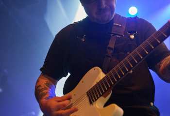 Acres - Photo By Peti