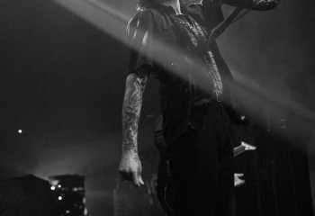 Acres - Photo By Peti