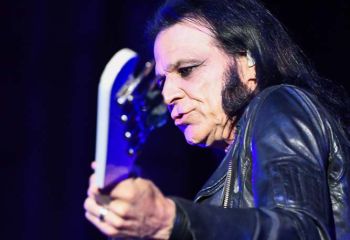 Alice Cooper - Photo by Pat