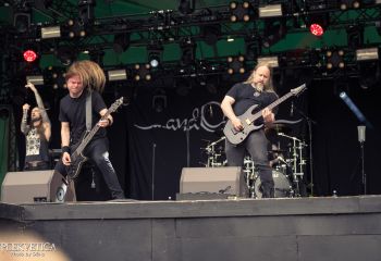 ... And Oceans - Photo by Dänu