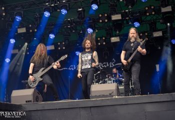... And Oceans - Photo by Dänu