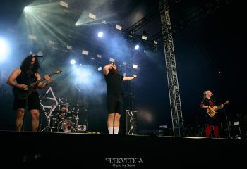 awake-again-sami-kaerki_16