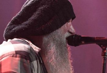 Bluedög - Photo by Pat