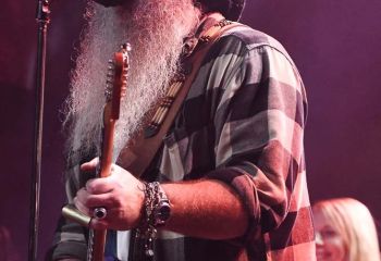 Bluedög - Photo by Pat