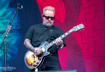 Breaking Benjamin - Photo by Marc