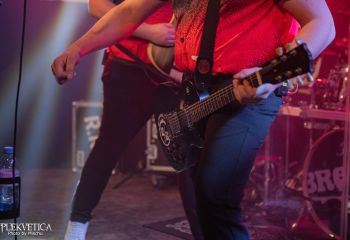 Broken Bass-photo by Michel Varrin