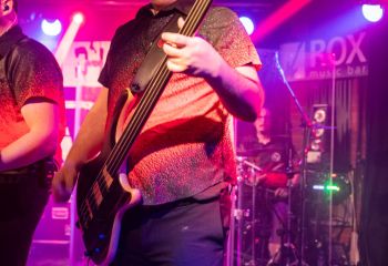 Broken Bass-photo by Michel Varrin