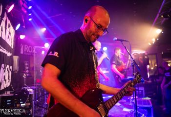 Broken Bass-photo by Michel Varrin