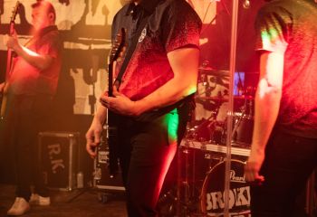 Broken Bass-photo by Michel Varrin