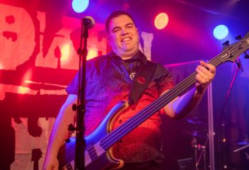 Broken Bass-photo by Michel Varrin