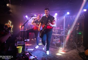 Broken Bass-photo by Michel Varrin