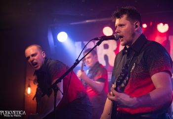 Broken Bass-photo by Michel Varrin