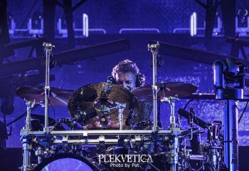 Def Leppard - Photo by Pat