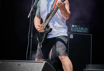 Expellow - Photo By Peti