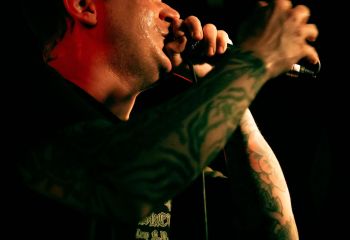 full-of-hell-sedel-luzern-19-04-26-28