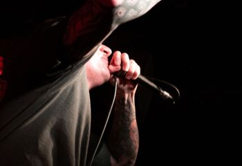 full-of-hell-sedel-luzern-19-04-26-29