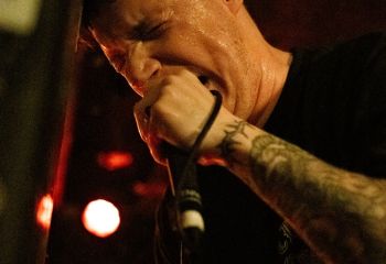 full-of-hell-sedel-luzern-19-04-26-57