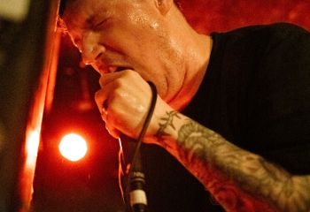 full-of-hell-sedel-luzern-19-04-26-58