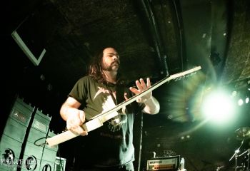 full-of-hell-sedel-luzern-19-04-26-61