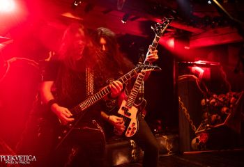 Comorra-photo by Michel Varrin