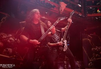 Comorra-photo by Michel Varrin