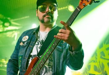 goreshower-oelfleck-eventbar-frauenfeld-11-04-26-20