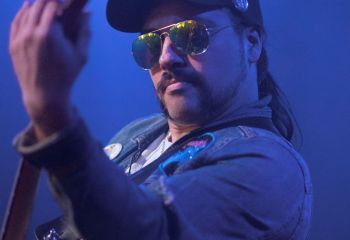 goreshower-oelfleck-eventbar-frauenfeld-11-04-26-23