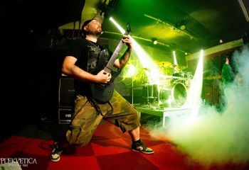 goreshower-oelfleck-eventbar-frauenfeld-11-04-26-40
