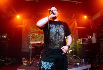 goreshower-oelfleck-eventbar-frauenfeld-11-04-26-46
