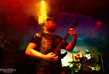 Goreshower - Photo by Natalie