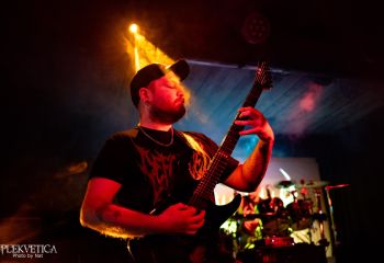 Goreshower - Photo by Natalie