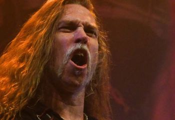 hammerfall - Photo by Pat