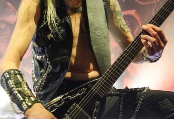 Hammerfall - Photo by Pat