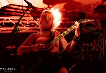 Hellthorn - Photo by Natalie