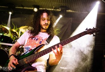 kakothanasy-oelfleck-eventbar-frauenfeld-11-04-26-08