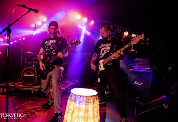 Melonball-photo by Michel Varrin