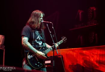 Nails - Photo by Natalie