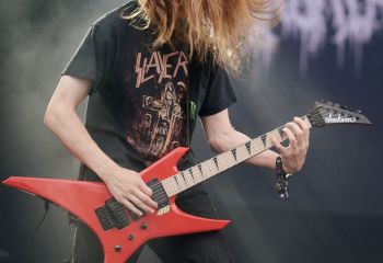 neckbreaker-sami-kaerki