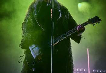Pain - Photo By Peti