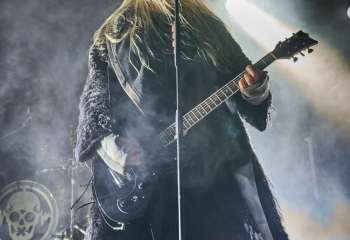 Pain - Photo By Peti