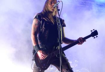 Pain - Photo By Peti