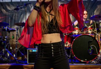 Roses of Thieves - Photo By Peti