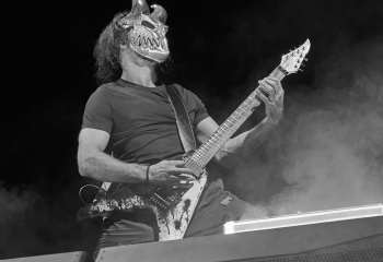 SLAUGHTER TO PREVAIL - Photo By Peti