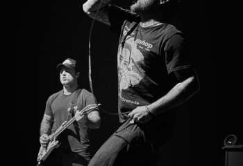Stick To Your Guns - Photo By Peti