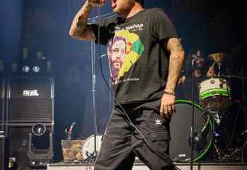 Stick To Your Guns - Photo By Peti