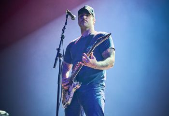 Stick To Your Guns - Photo By Peti