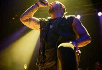 Throw Me To The Wolves - Photo By Peti