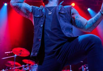 Throw Me To The Wolves - Photo By Peti